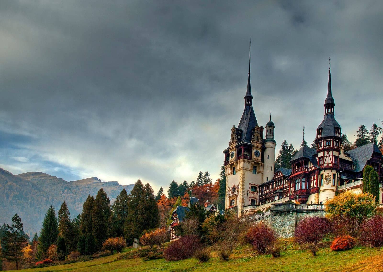 Peleș Castle, Romania visa UAE