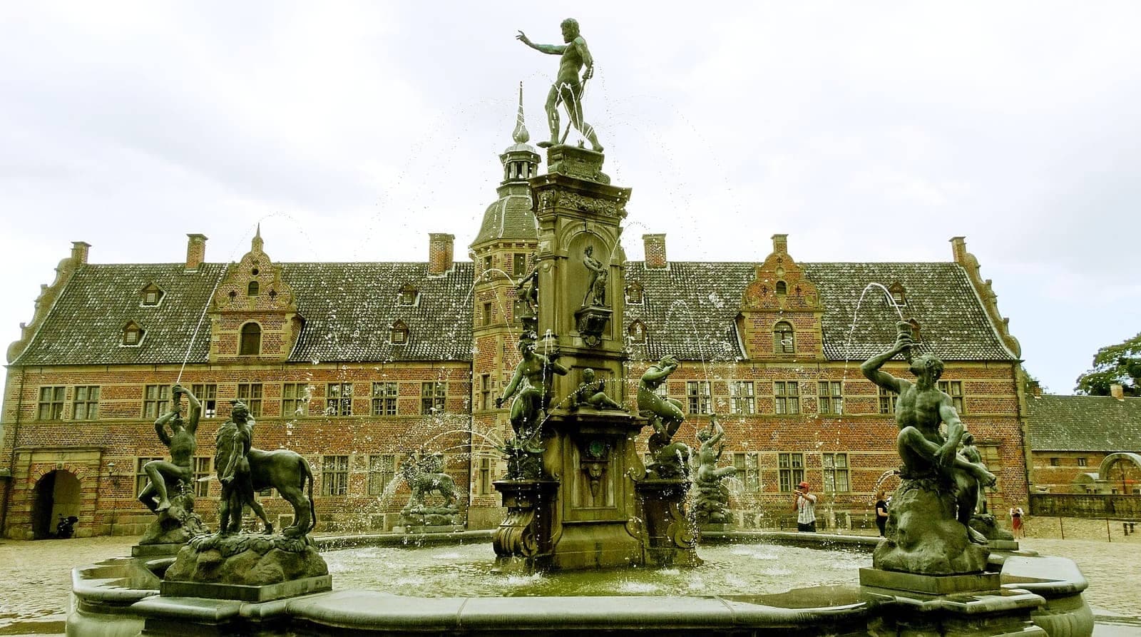 Frederiksborg Castle, Denmark visa UAE